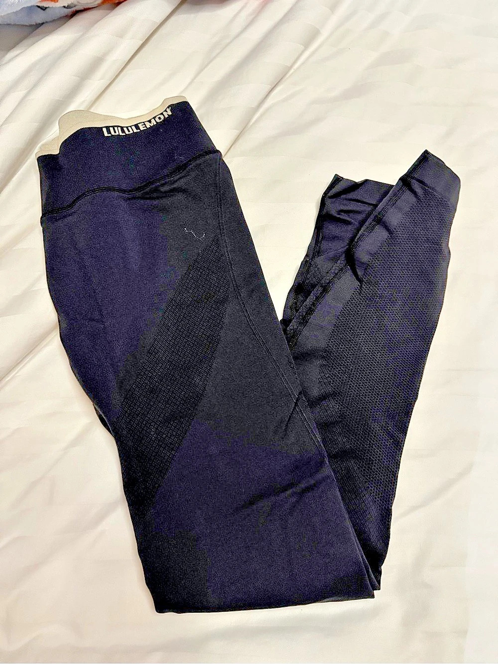Lululemon License to Train High-Rise Tight *Logo Black Leggings